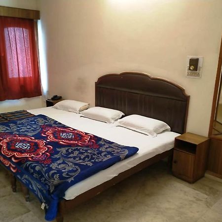 Hotel Vinayakam Udajpur Exteriér fotografie
