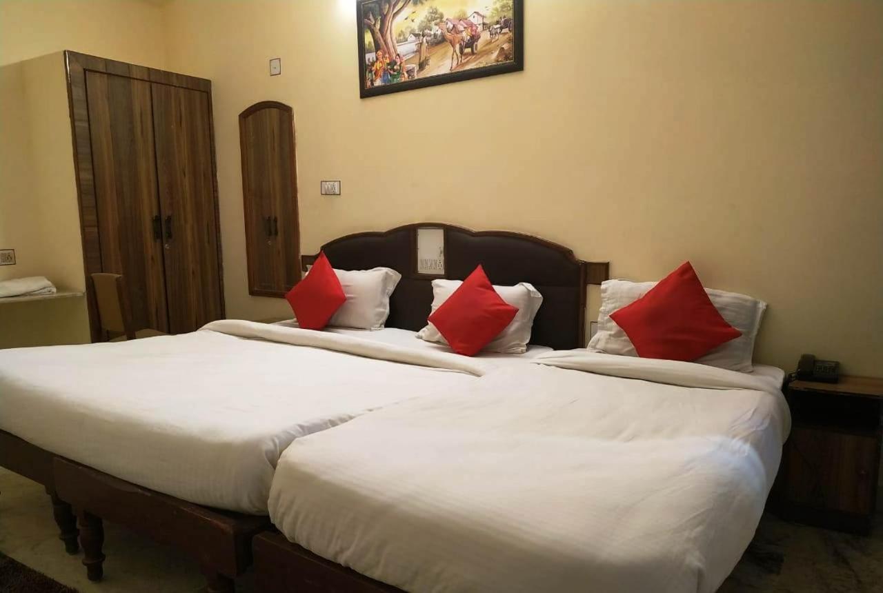 Hotel Vinayakam Udajpur Exteriér fotografie