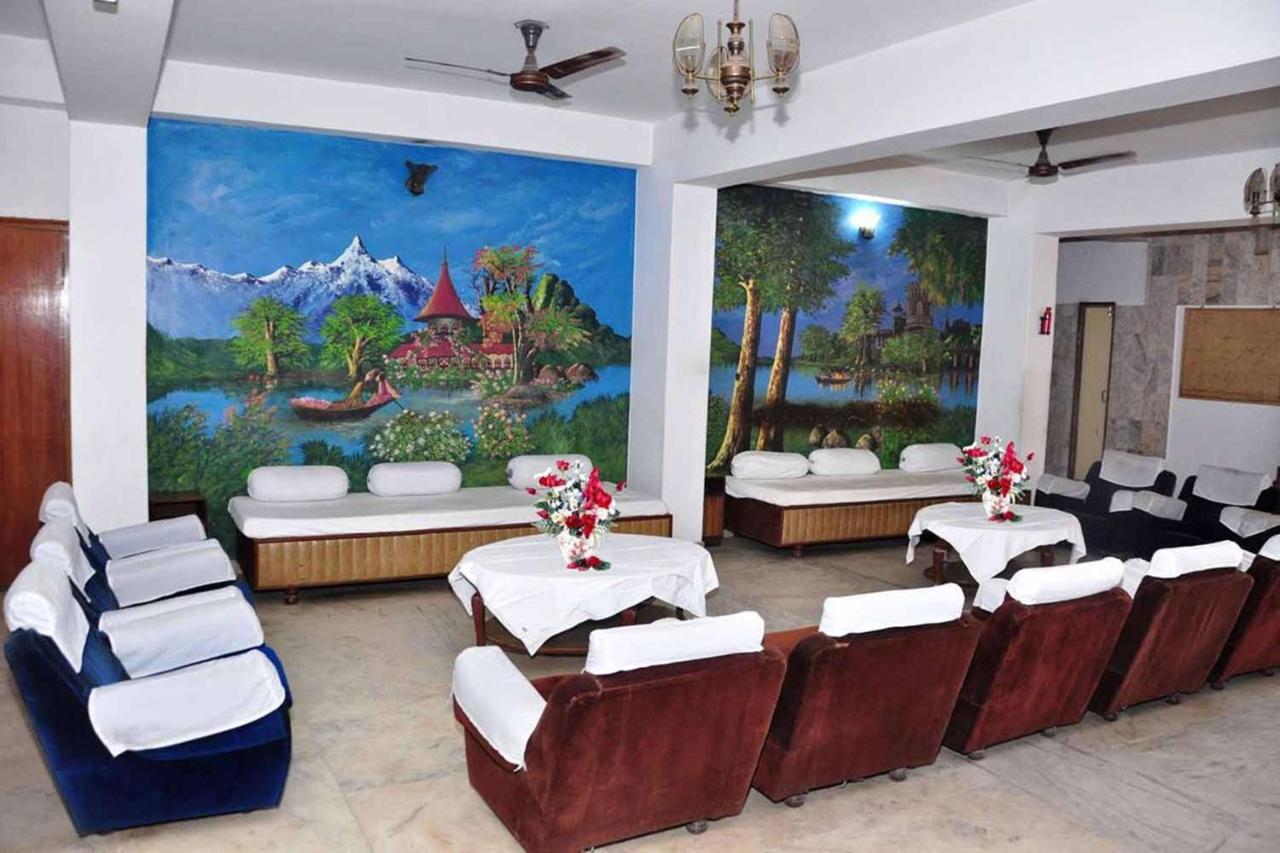 Hotel Vinayakam Udajpur Exteriér fotografie