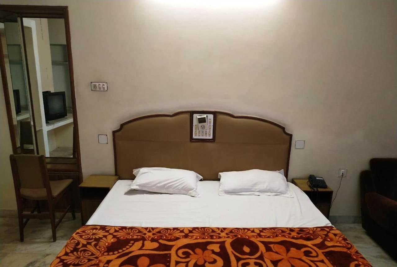 Hotel Vinayakam Udajpur Exteriér fotografie